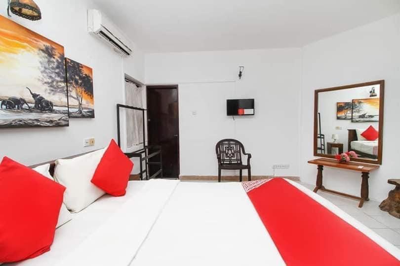 Oyo 459 Barasti Beach Resort กาลูทารา ภายนอก รูปภาพ