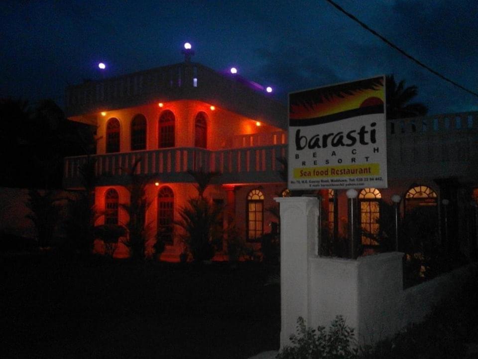 Oyo 459 Barasti Beach Resort กาลูทารา ภายนอก รูปภาพ