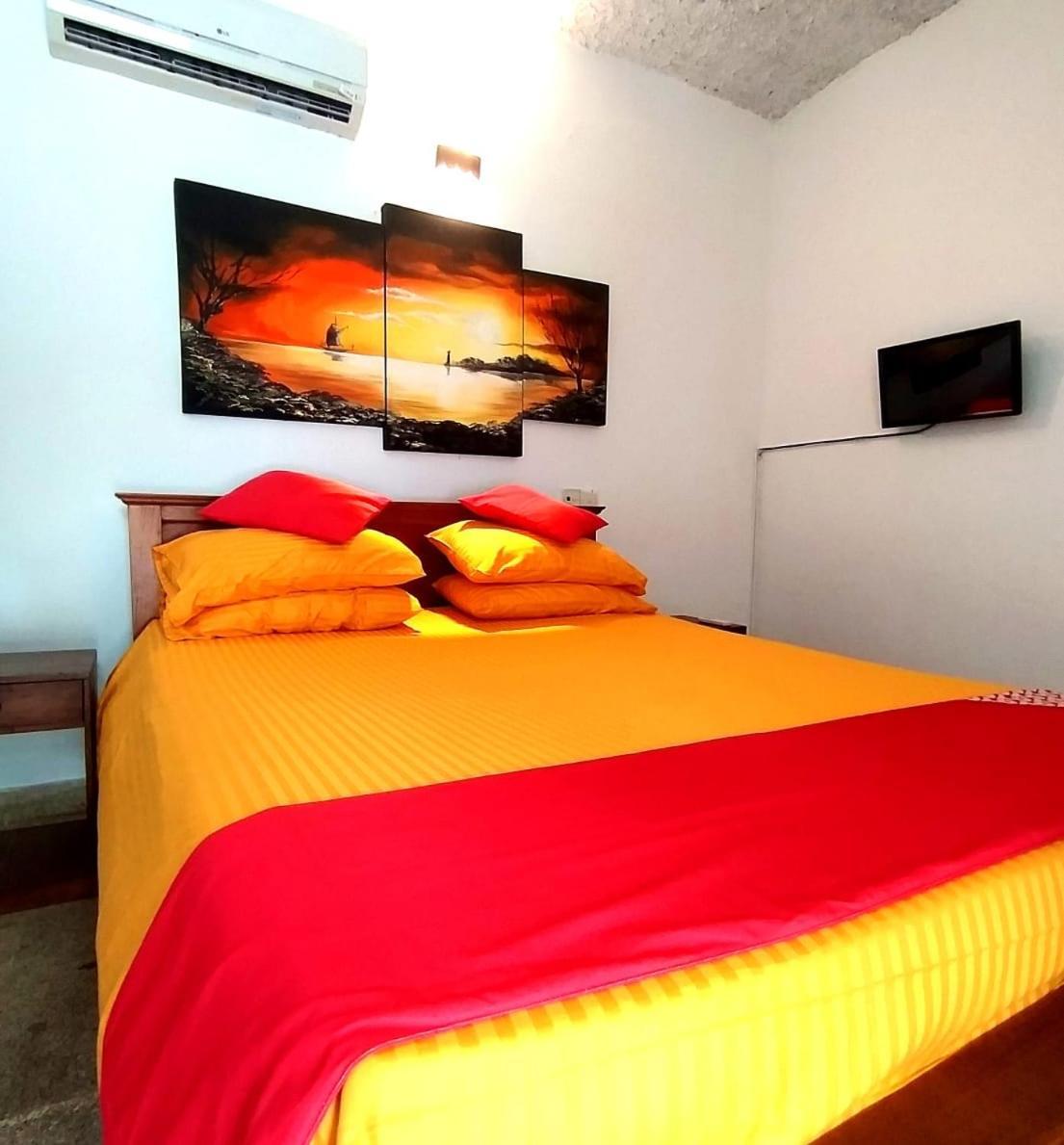 Oyo 459 Barasti Beach Resort กาลูทารา ภายนอก รูปภาพ