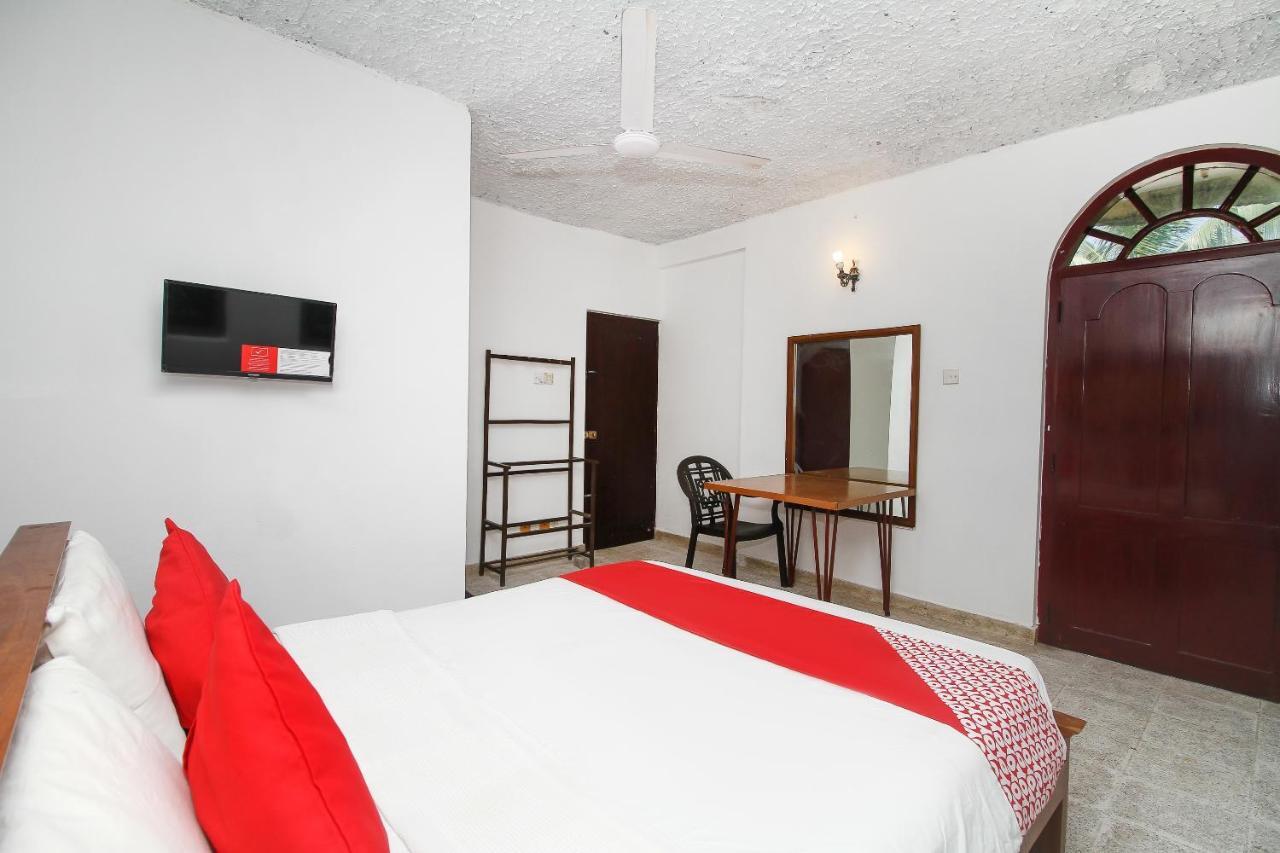 Oyo 459 Barasti Beach Resort กาลูทารา ภายนอก รูปภาพ